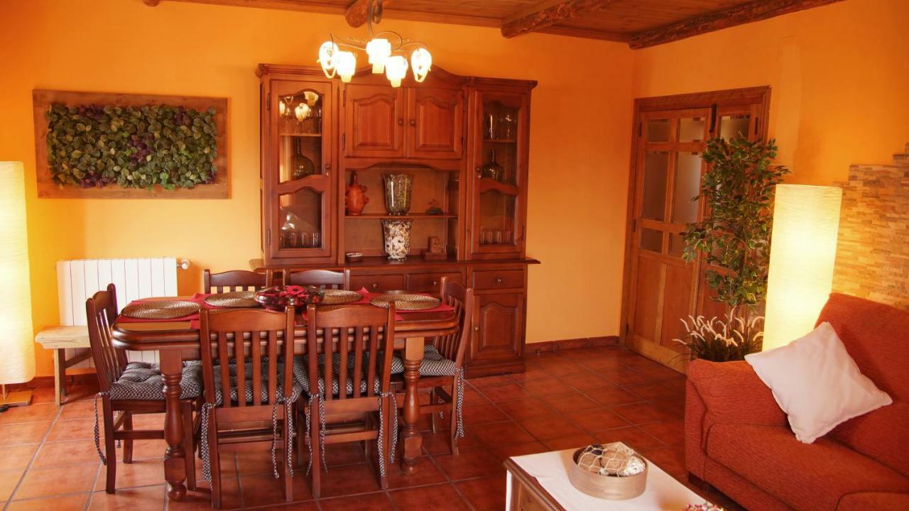 Villa La Casa De La Abuela Mari Trescasas Exterior foto