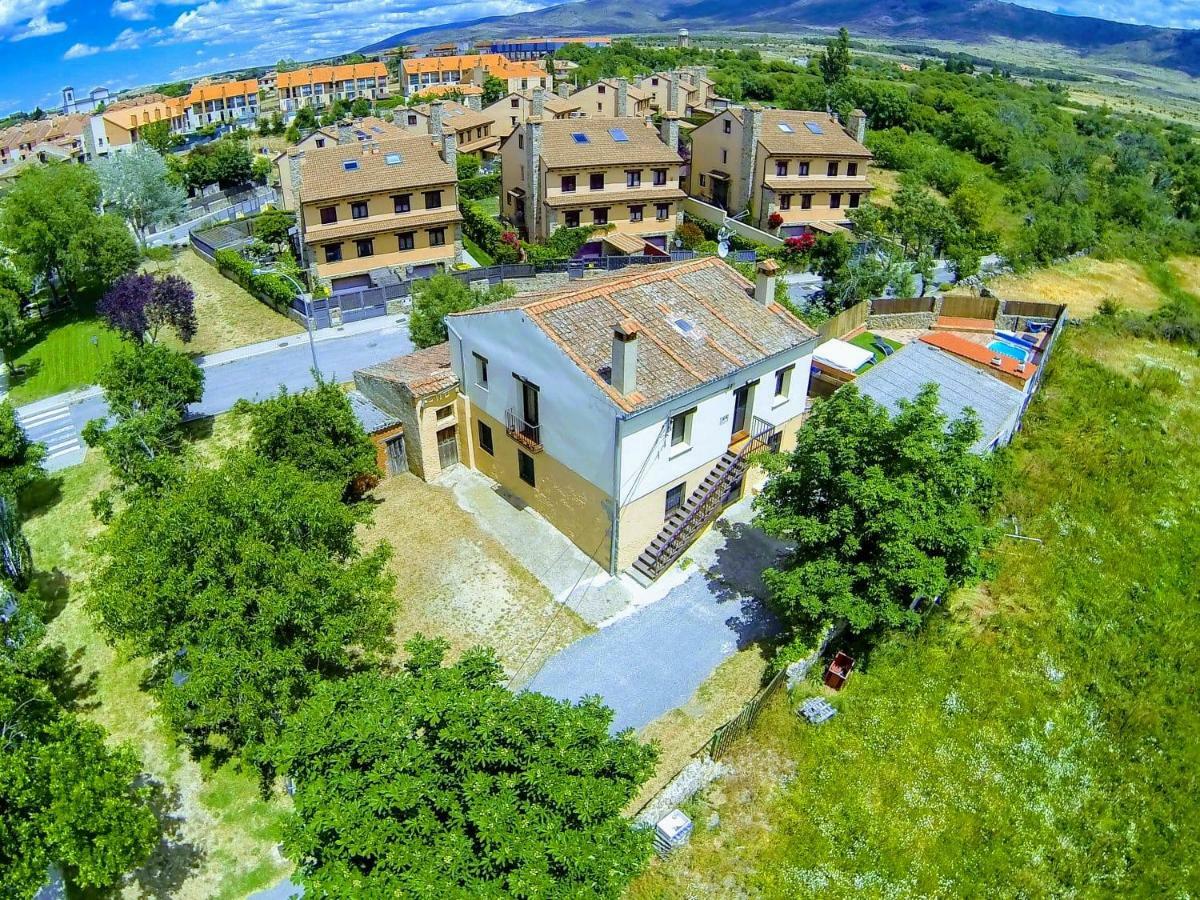 Villa La Casa De La Abuela Mari Trescasas Exterior foto