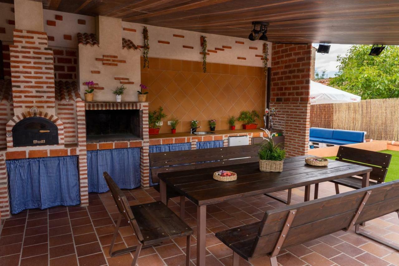 Villa La Casa De La Abuela Mari Trescasas Exterior foto